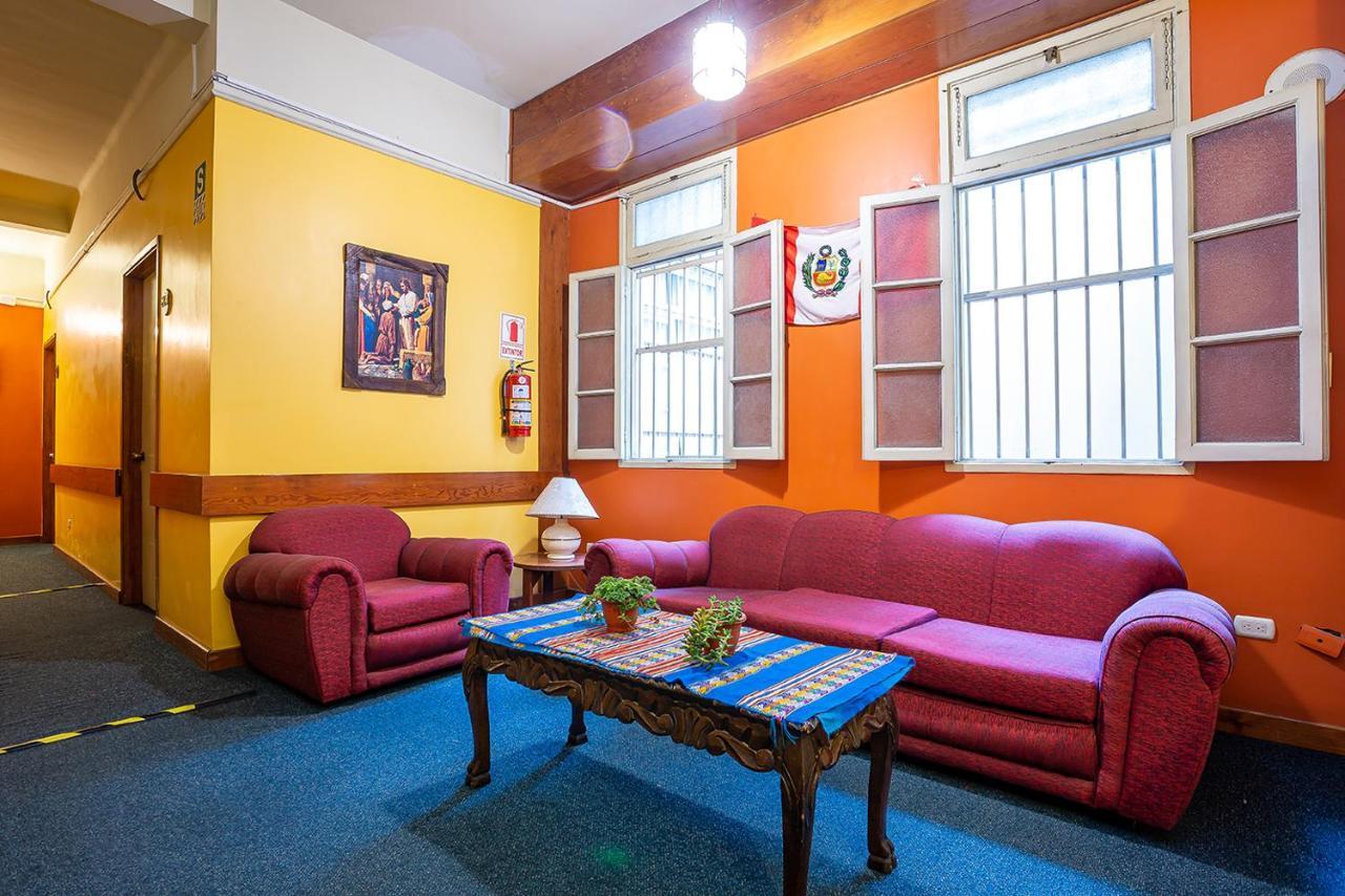 Ayenda Goldi Hotel Lima Bagian luar foto